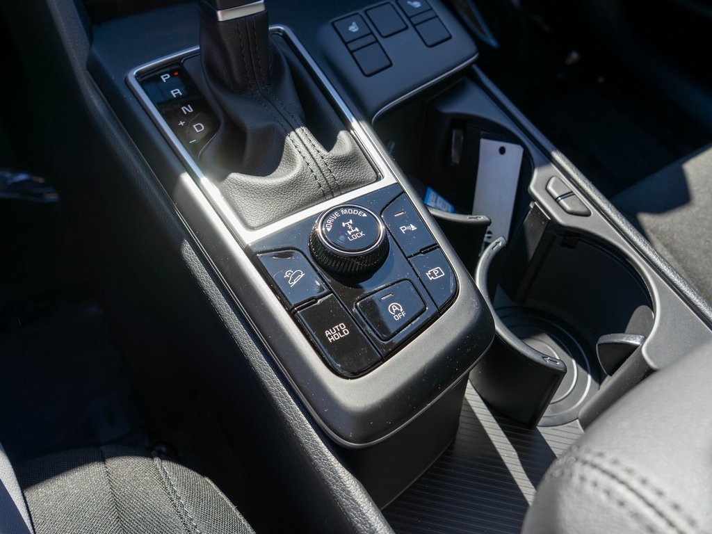 2025 Kia Sportage LX photo 22
