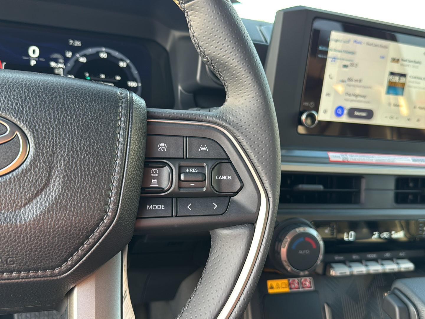 2025 Toyota 4Runner TRD Off-Road photo 19