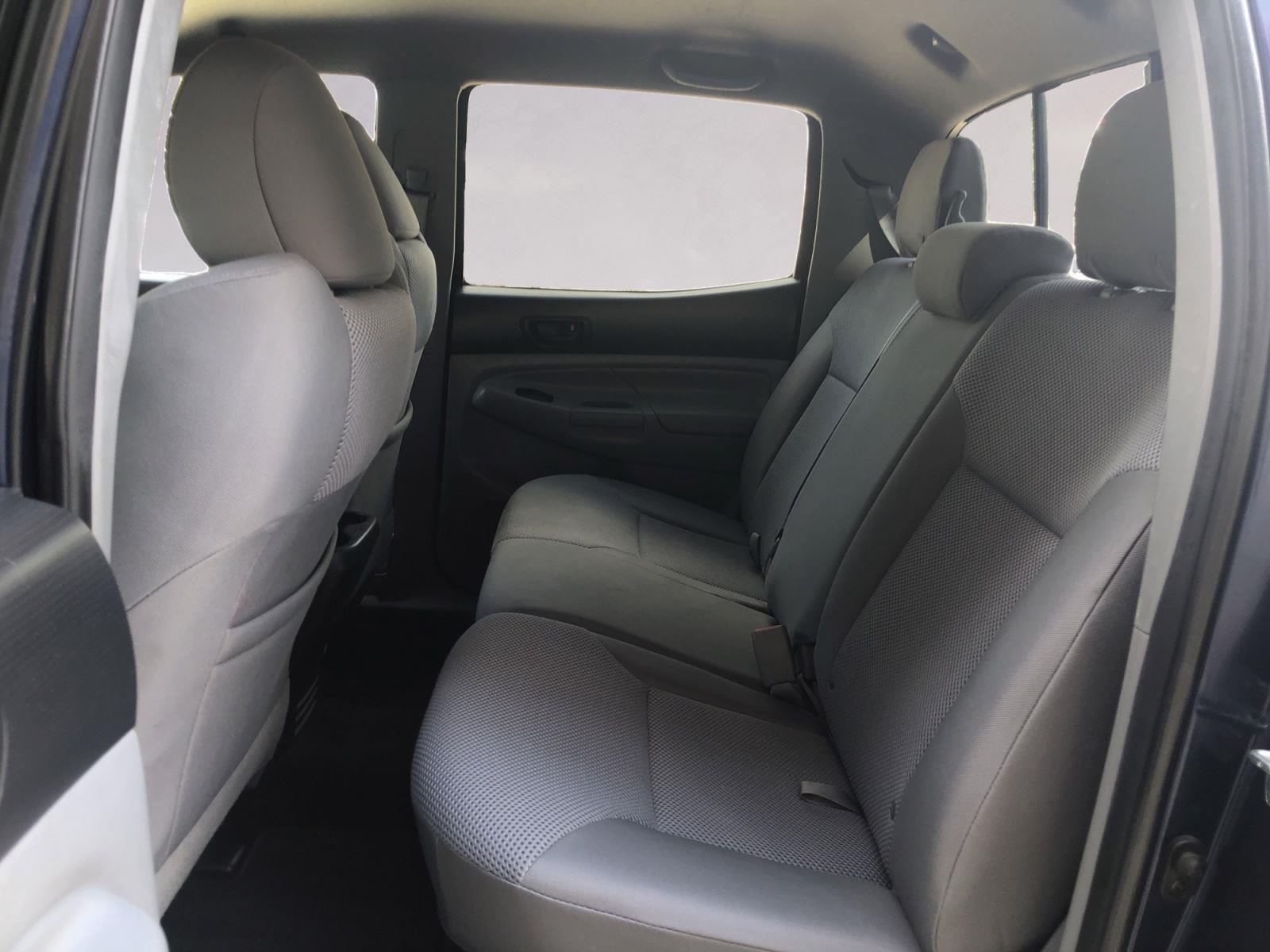 2012 Toyota Tacoma PreRunner V6 Double Cab photo 13