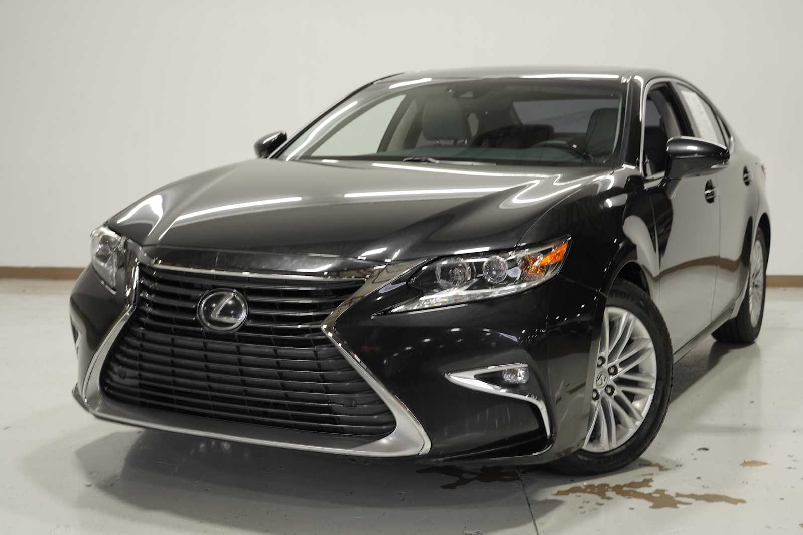 2017 Lexus ES
