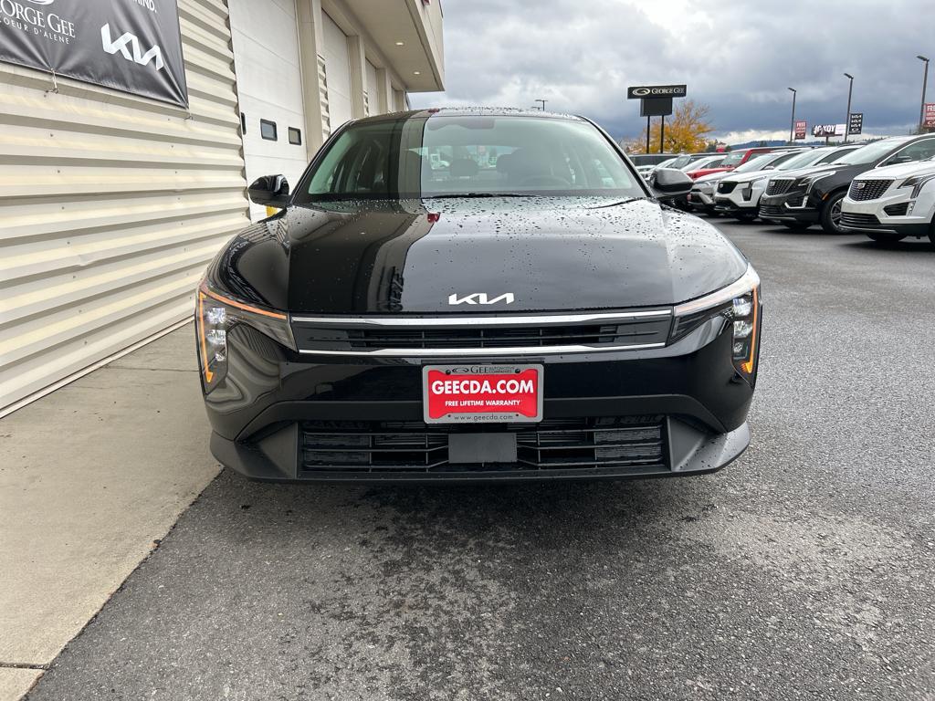 2025 Kia K4 LXS photo 3