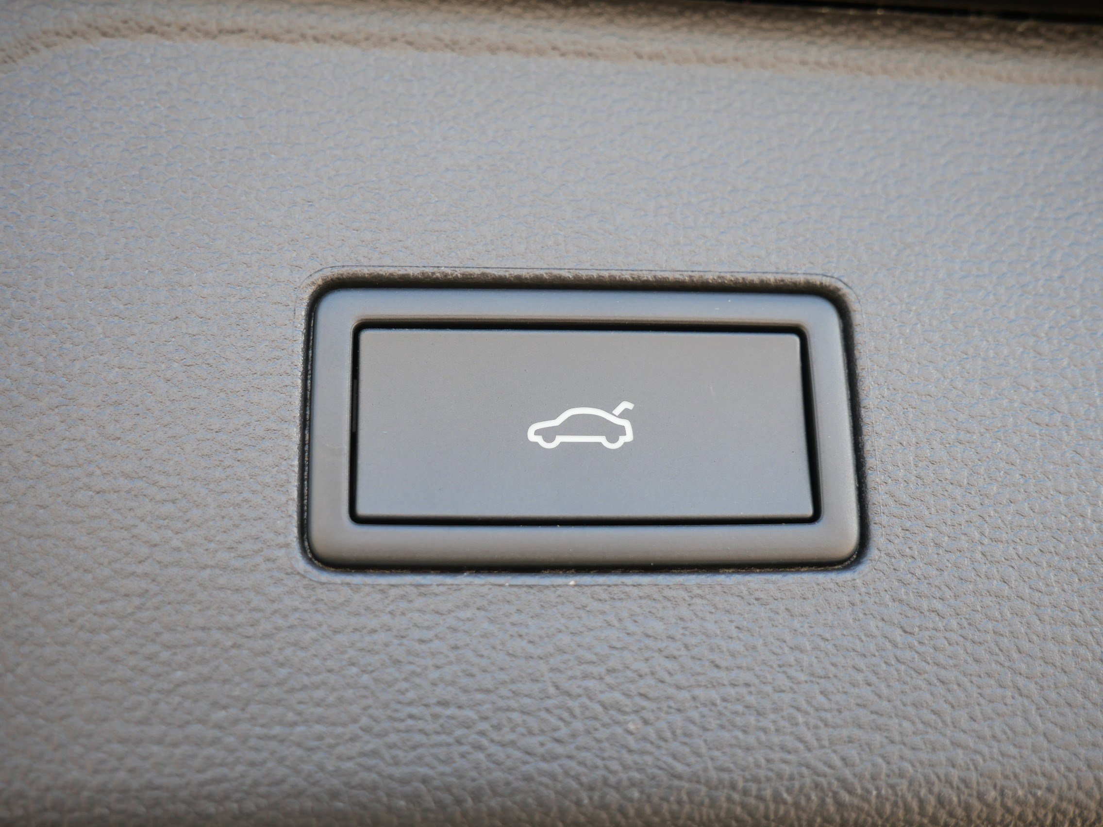 2026 Volkswagen Atlas SEL Premium R-Line photo 3