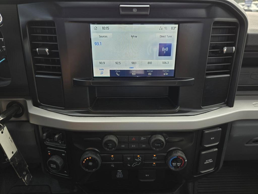 2025 Ford F-600 photo 2