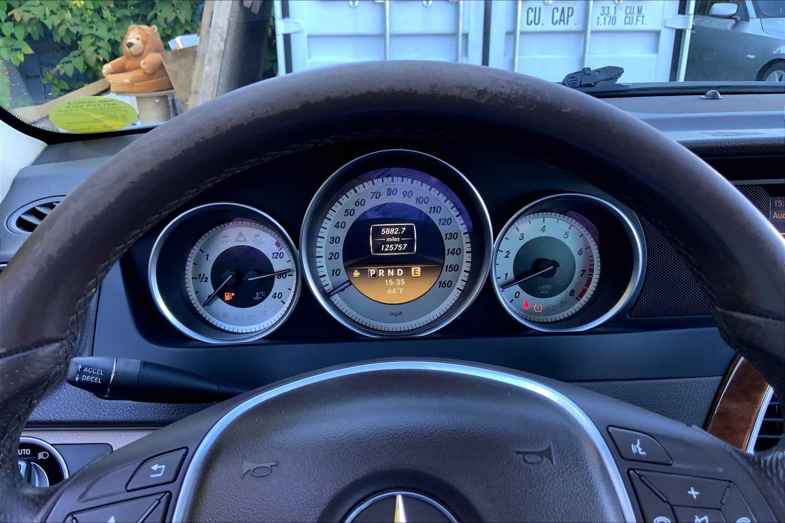 2012 Mercedes Benz C 300 Sport photo 25