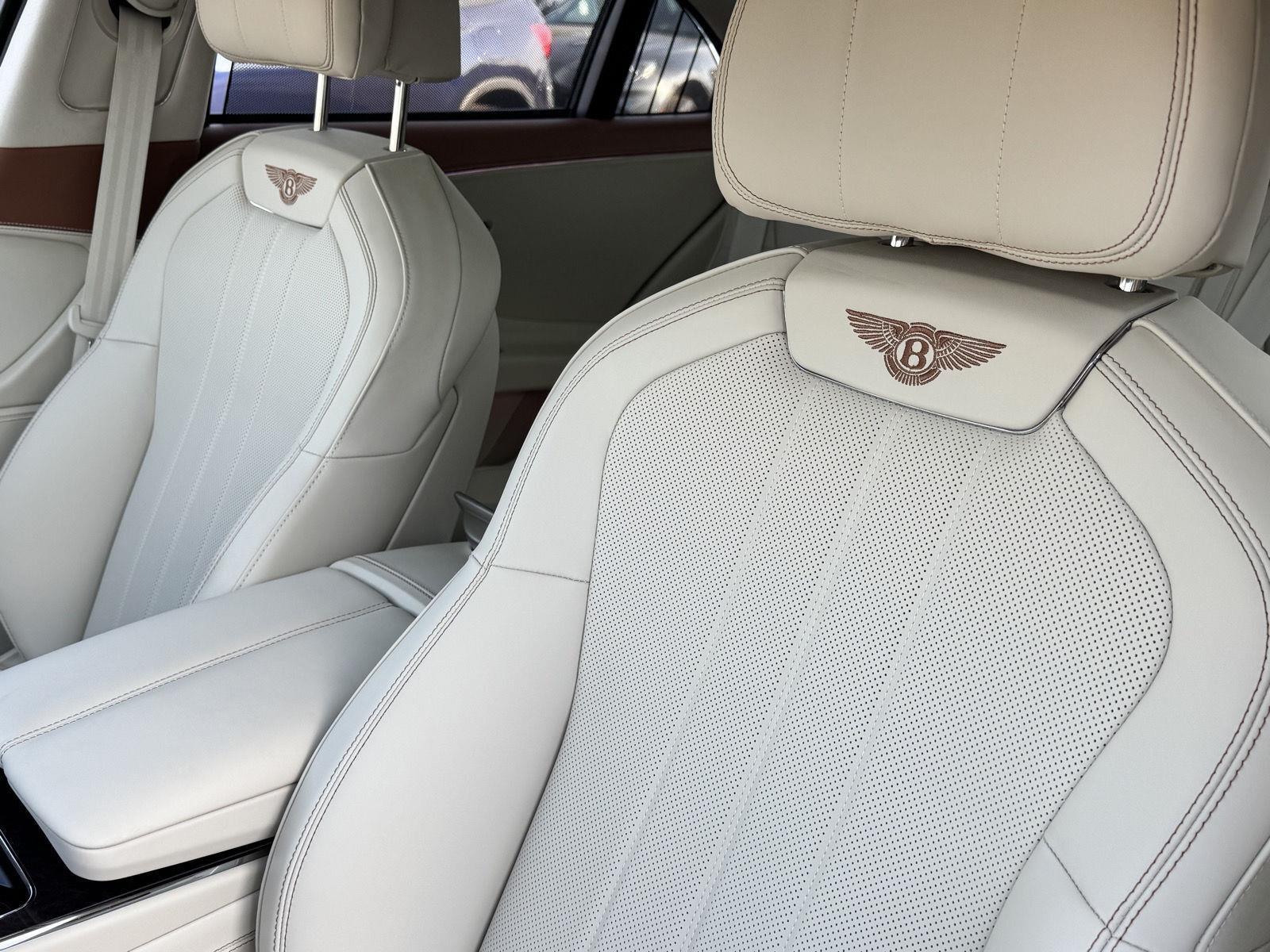2026 Bentley Flying Spur photo 12