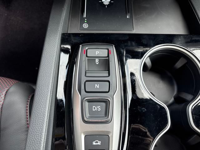 2025 Honda Ridgeline Black Edition photo 14