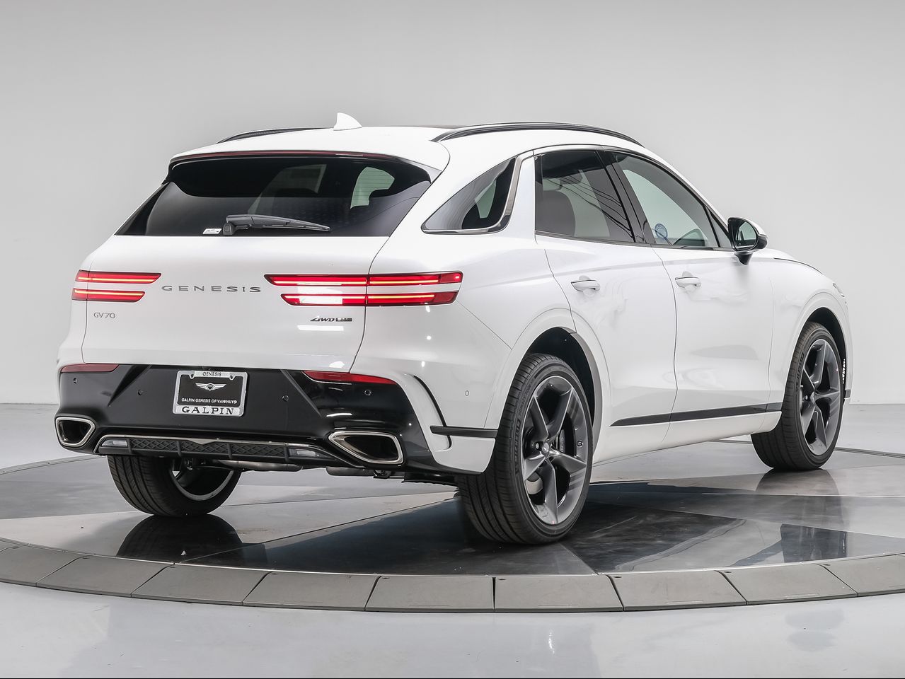 2026 Genesis GV70 3.5T Sport Prestige photo 3