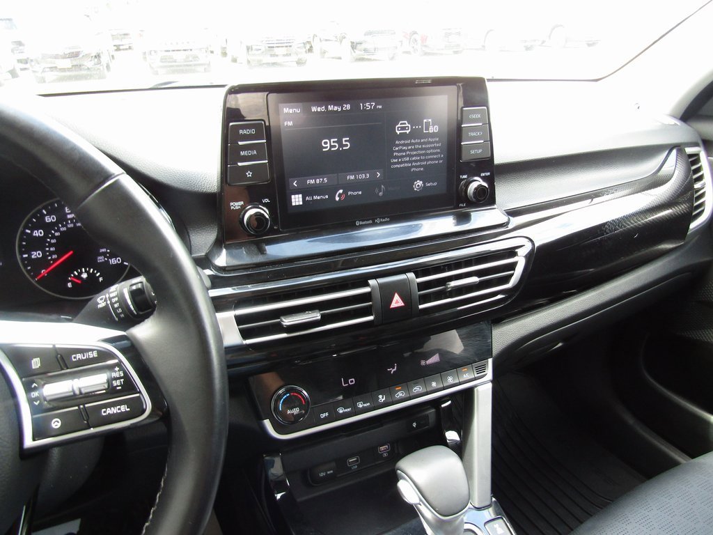 2021 Kia Seltos EX photo 22
