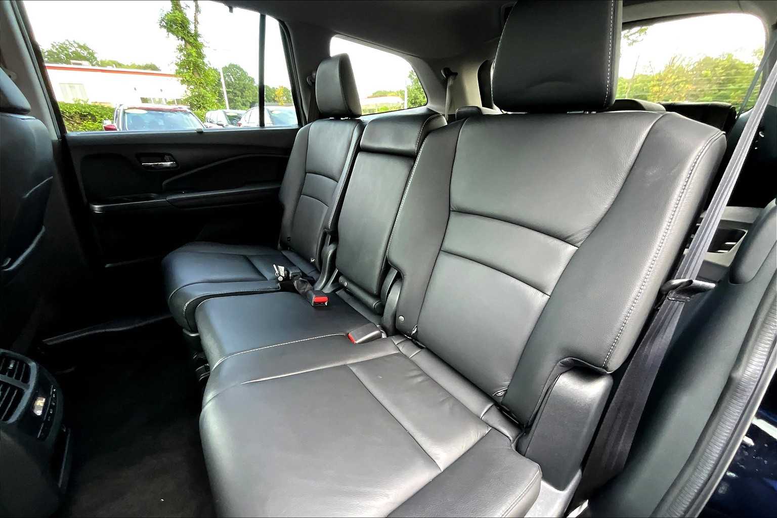 2022 Honda Pilot EX-L photo 18