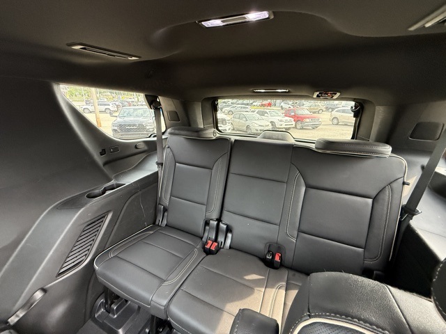 2023 Gmc Yukon SLT photo 25