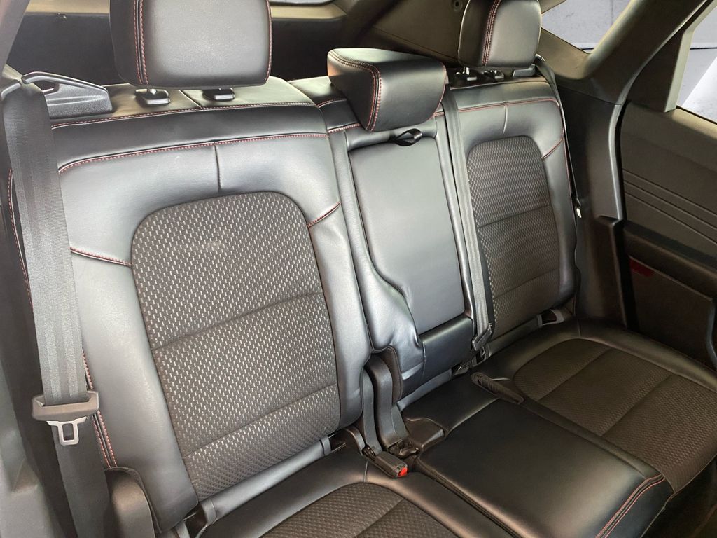 2023 Ford Escape ST-Line photo 16