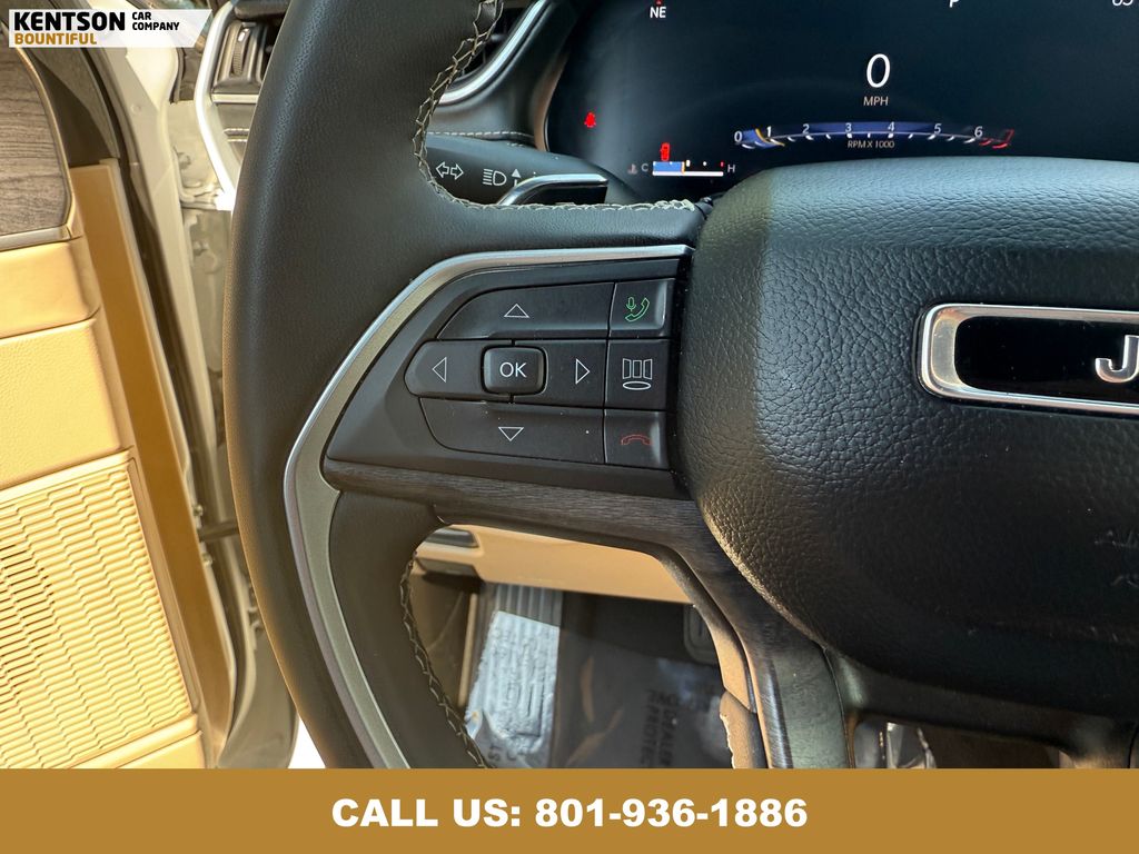 2024 Jeep Grand Cherokee Limited photo 16