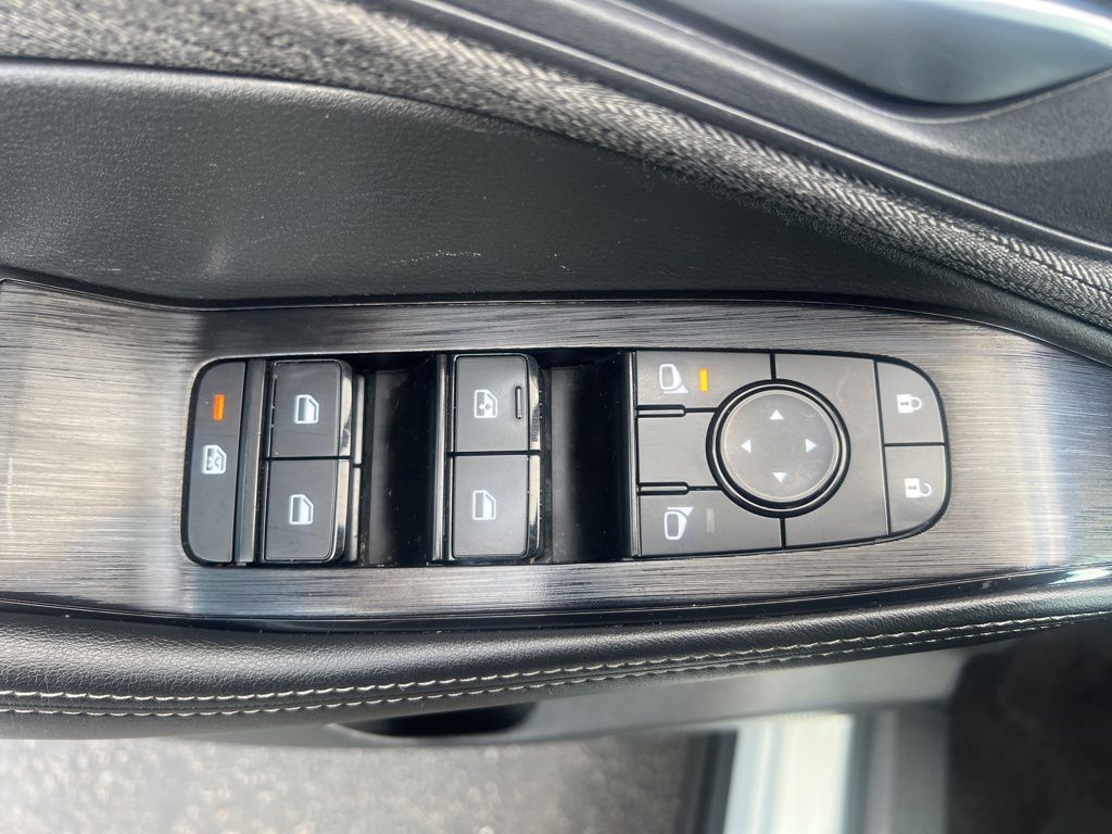 2023 Nissan Rogue SV photo 44