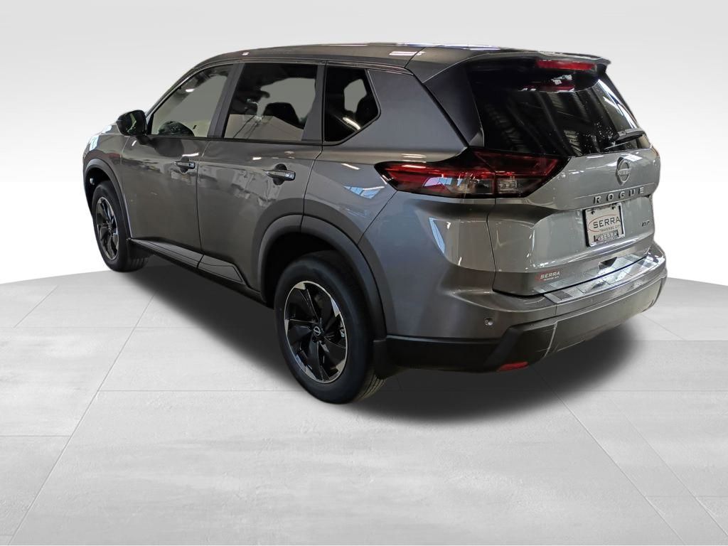 2026 Nissan Rogue SV photo 3