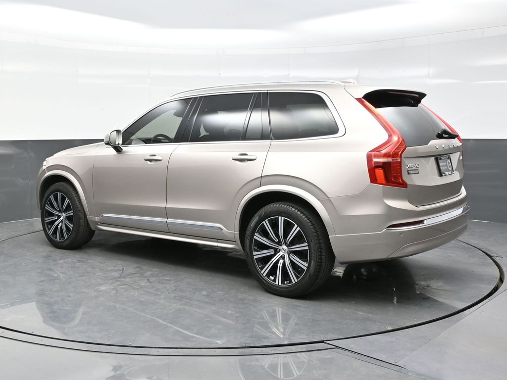 2024 Volvo XC90 B5 Core photo 2