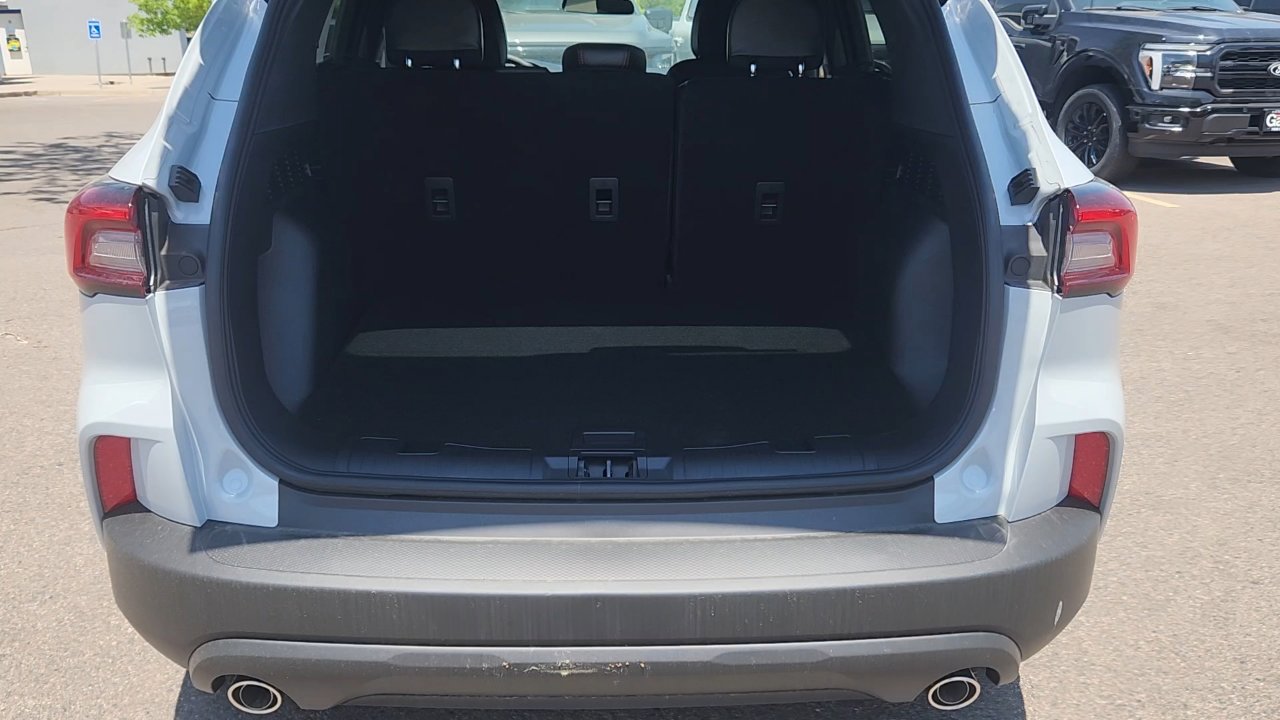 2025 Ford Escape ST-Line photo 20