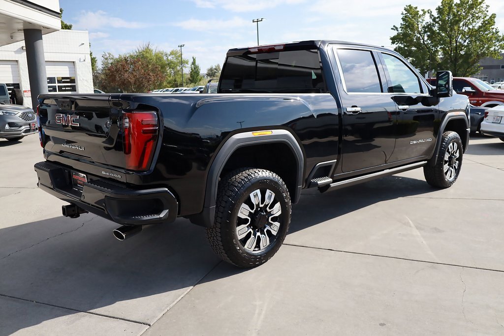 2026 Gmc Sierra 3500 HD Denali photo 6