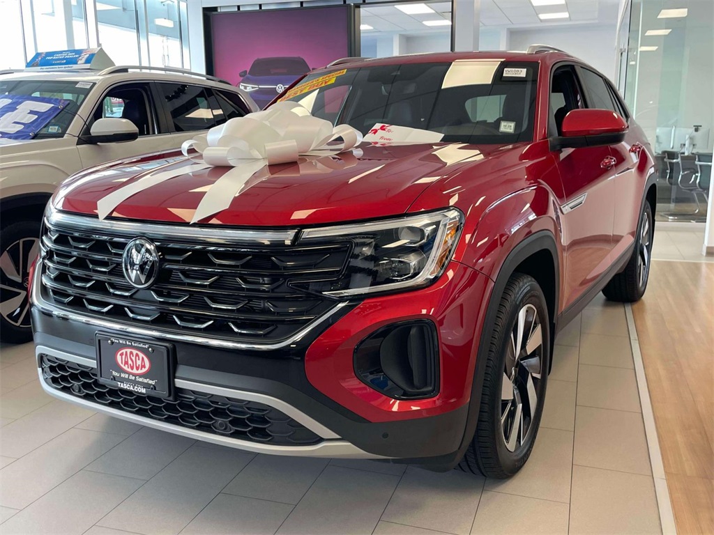 2024 Volkswagen Atlas Cross Sport SE Technology photo 3