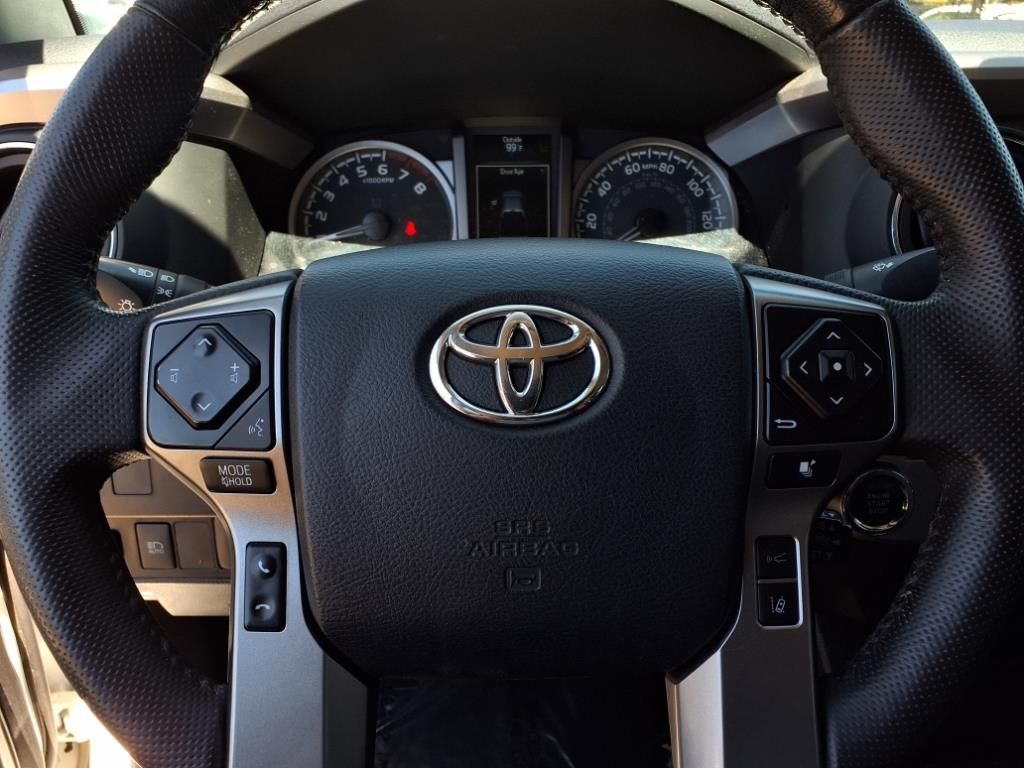 2023 Toyota Tacoma TRD Sport V6 photo 11