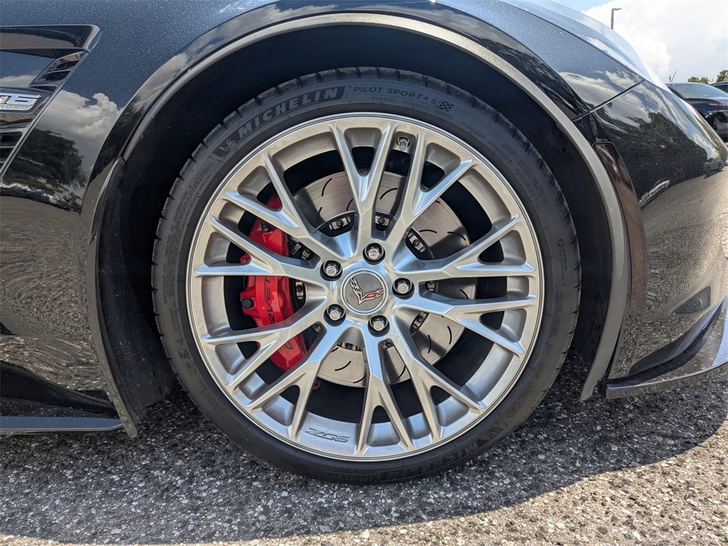2015 Chevrolet Corvette Stingray 2LZ Z06 photo 12