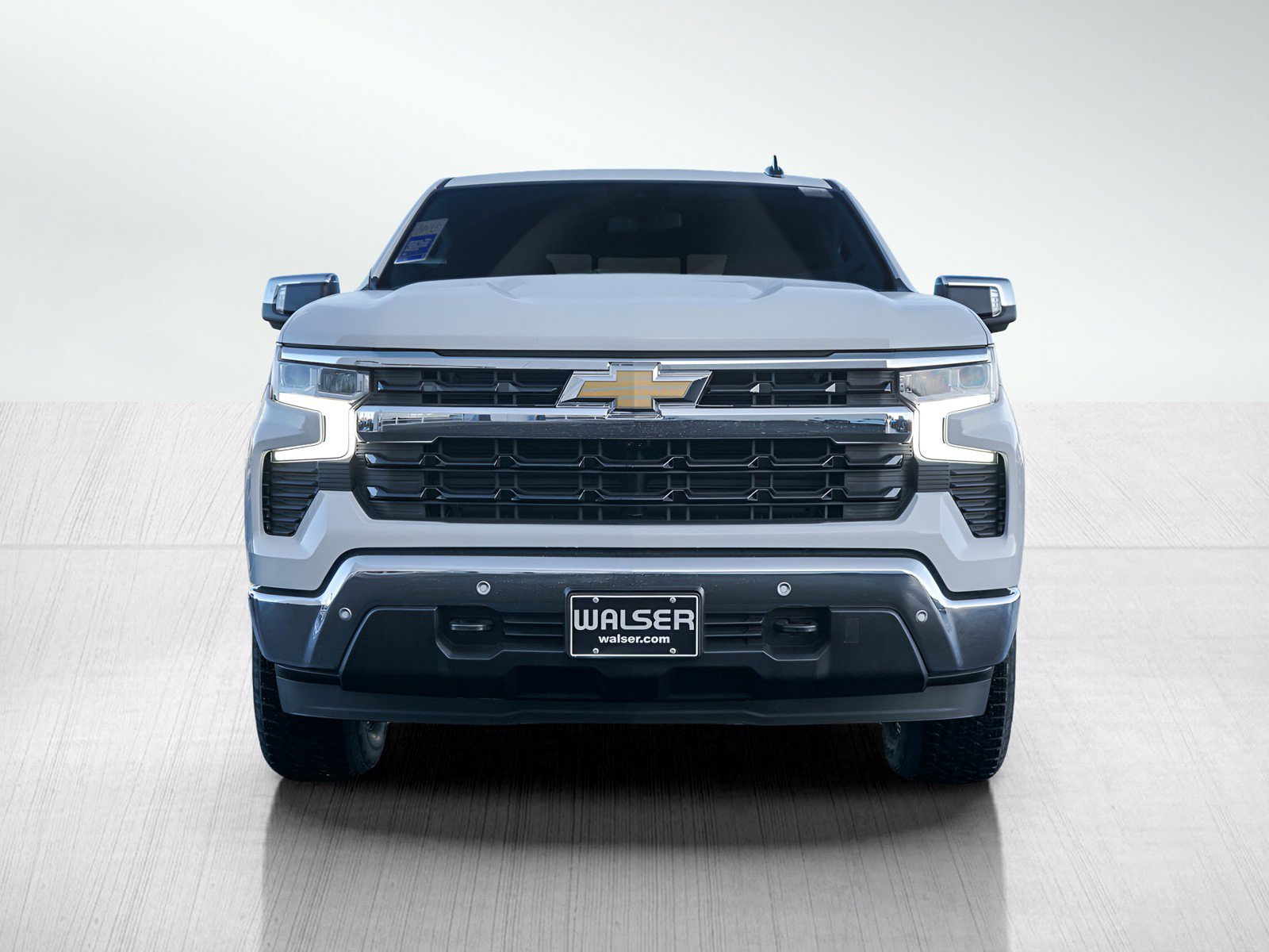 2025 Chevrolet Silverado 1500 LT photo 2