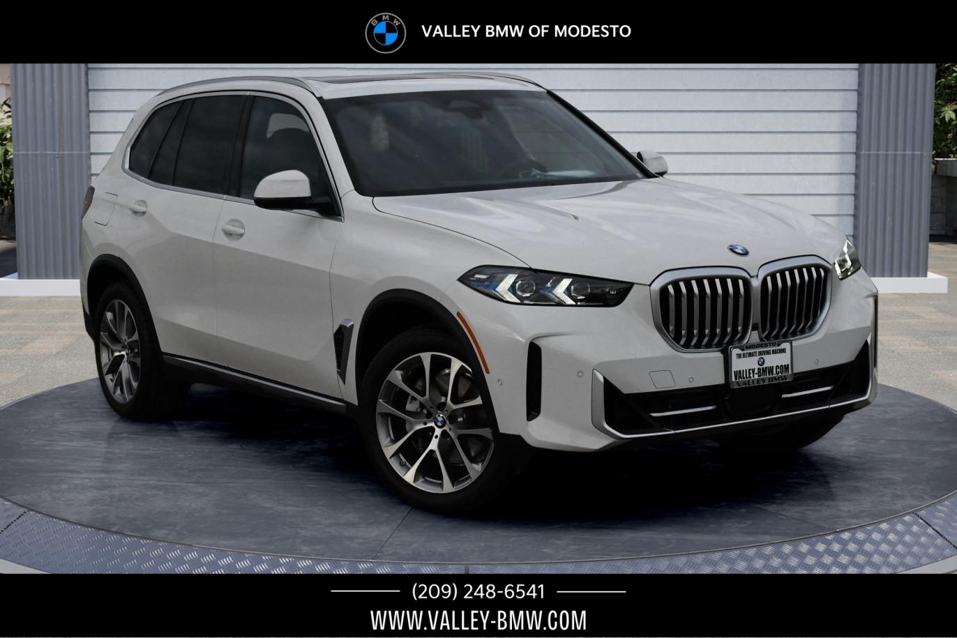 2026 BMW X5 Base's photo