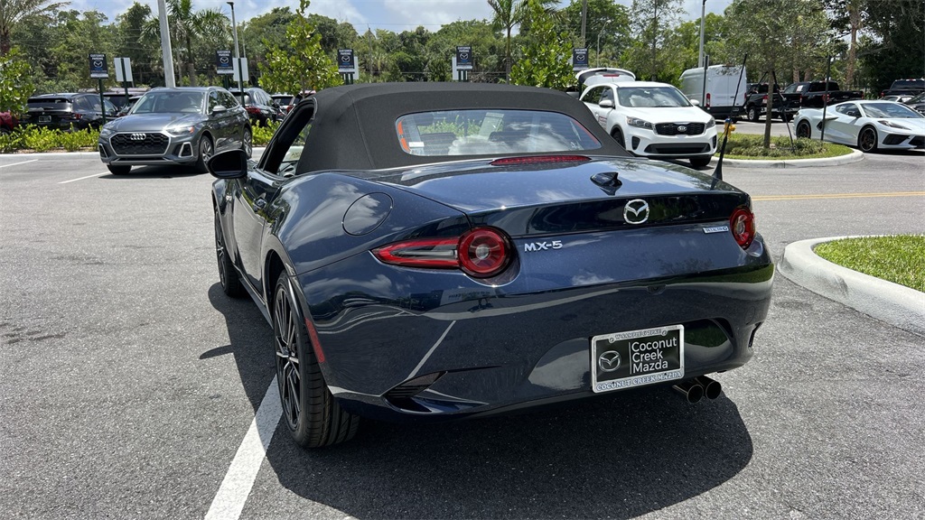 2025 Mazda MX-5 Miata Miata Grand Touring photo 4