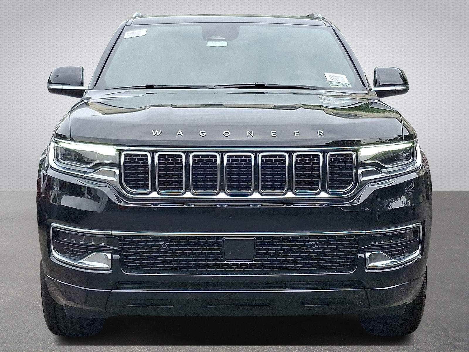 2025 Jeep Wagoneer Base photo 2