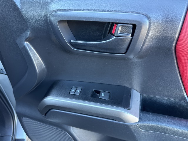 2022 Toyota Tacoma SR5 photo 15
