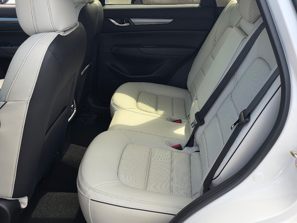 2025 Mazda CX-5 2.5 S Preferred photo 11
