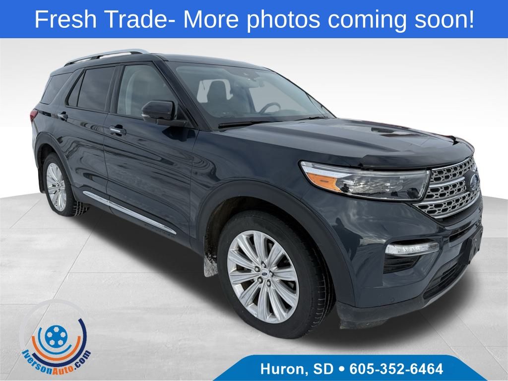 2022 Ford Explorer Limited's photo