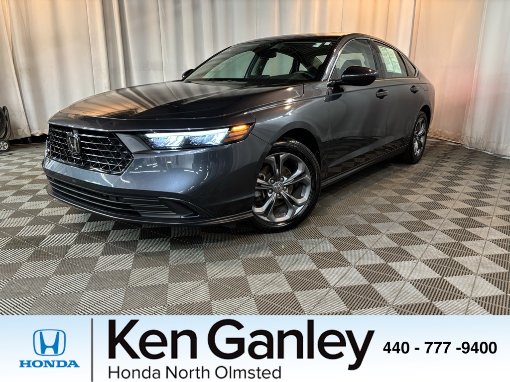 2023 Honda Accord EX's photo