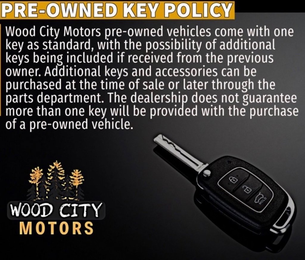 2024 Mitsubishi Outlander SE photo 3