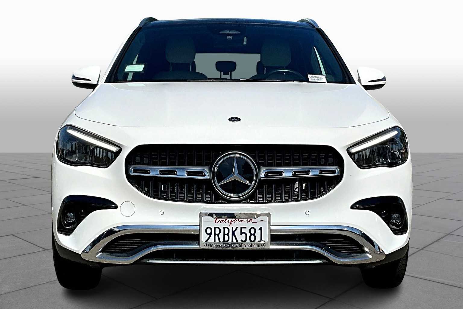 2025 Mercedes Benz GLA 250 photo 3
