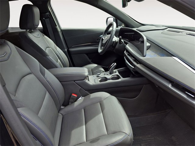 2024 Cadillac XT4 Sport photo 14