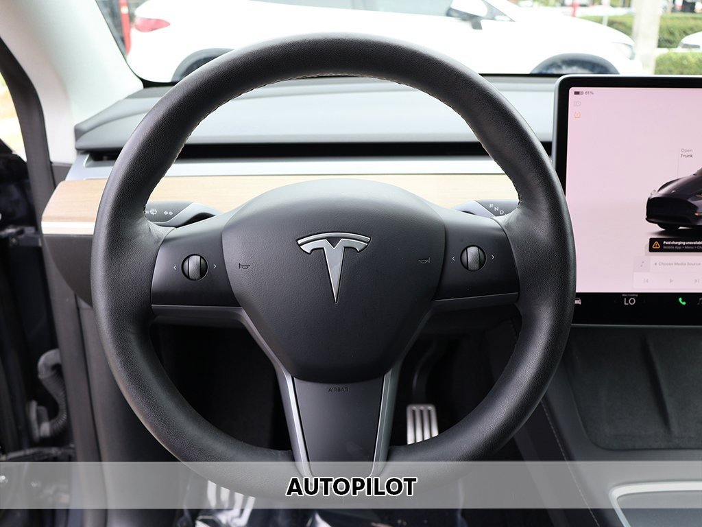 2022 Tesla Model Y Performance photo 3