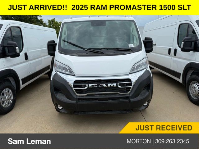 2025 Ram ProMaster 1500 SLT Cargo Van photo 2