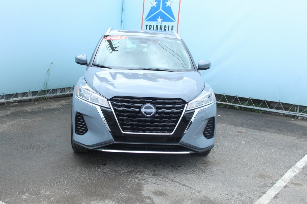 2024 Nissan Kicks SV photo 3