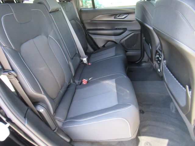 2025 Jeep Grand Cherokee Laredo X photo 26
