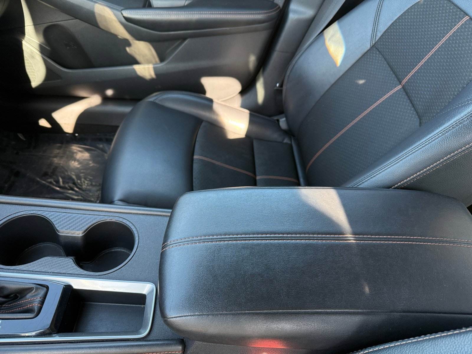 2022 Nissan Altima 2.5 SR photo 14