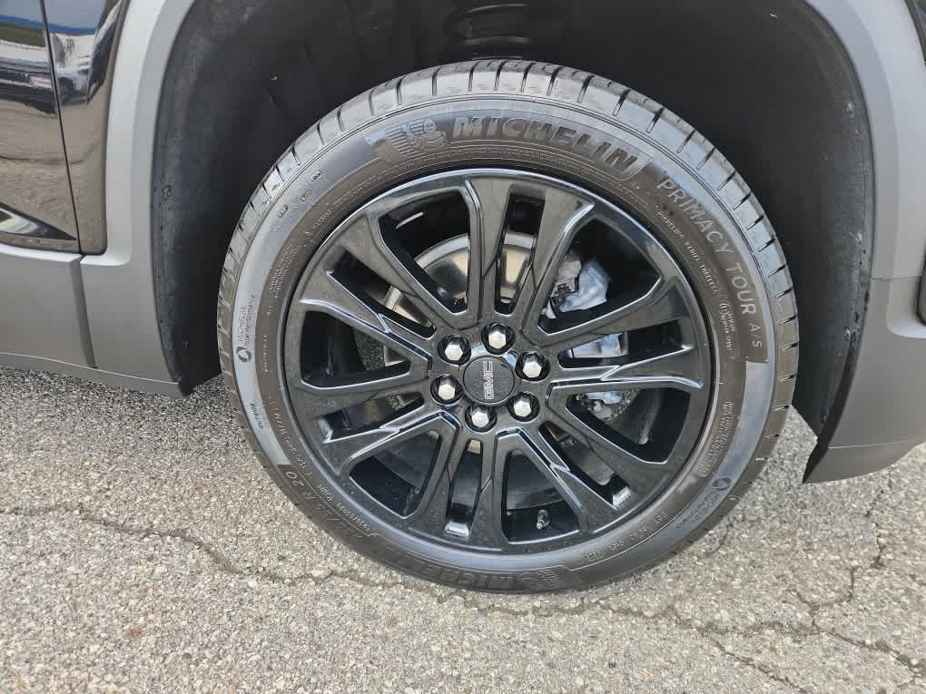 2023 Gmc Acadia SLE photo 4