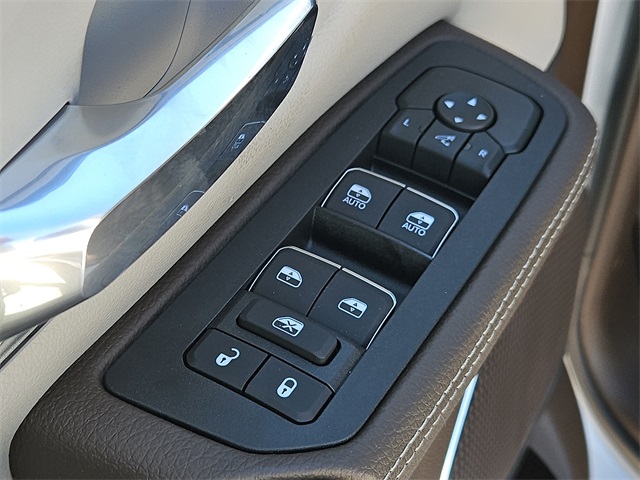 2026 Ram 1500 Laramie photo 12