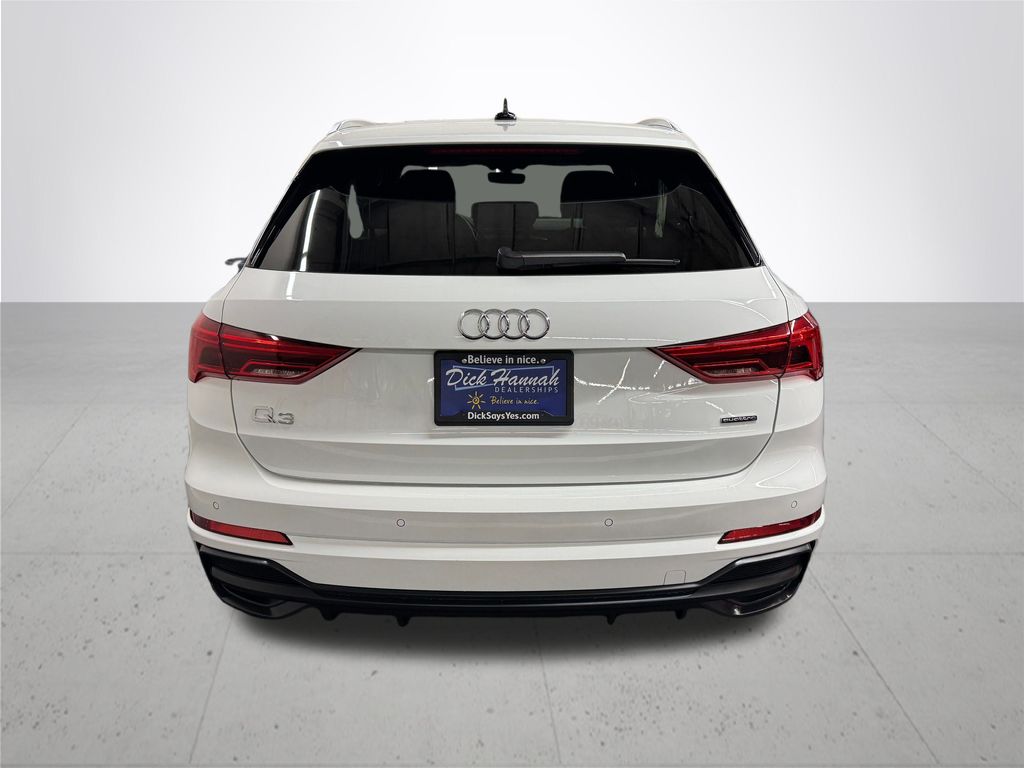 2022 Audi Q3 Premium S line photo 4