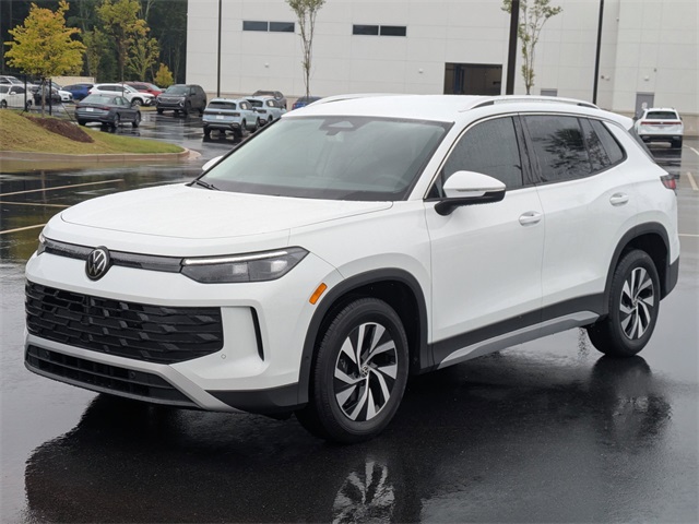 2025 Volkswagen Tiguan S photo 4