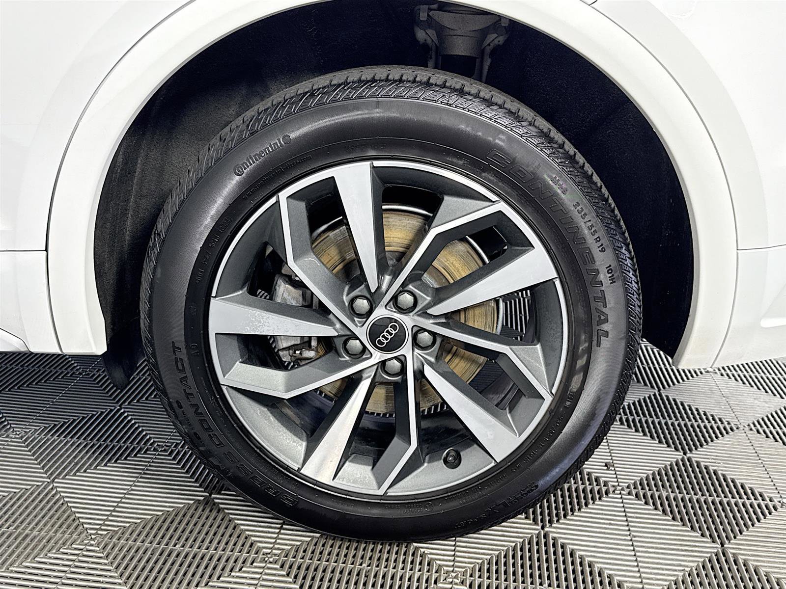 2021 Audi Q5 45 Premium photo 28