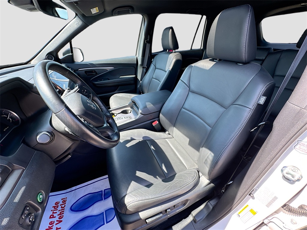 2024 Honda Passport EX-L photo 17