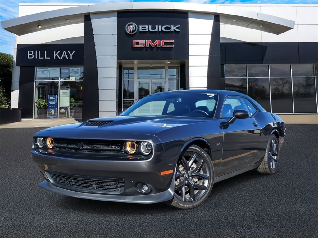 2023 Dodge Challenger R/T's photo