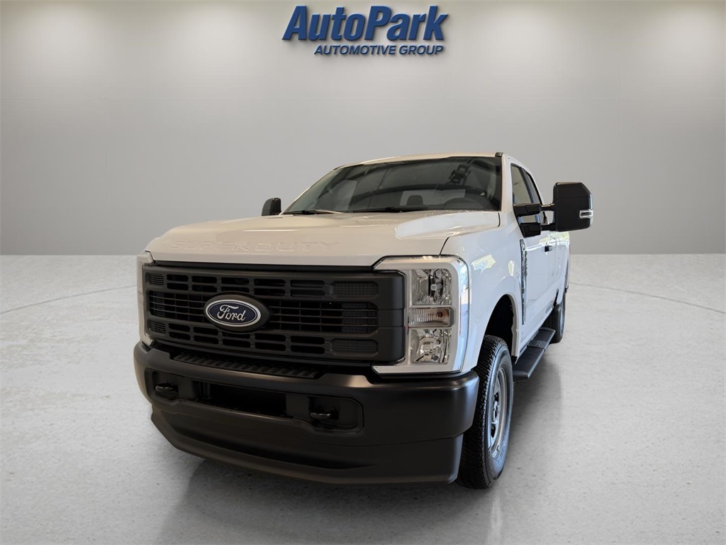 2026 Ford F-250 XL photo 3