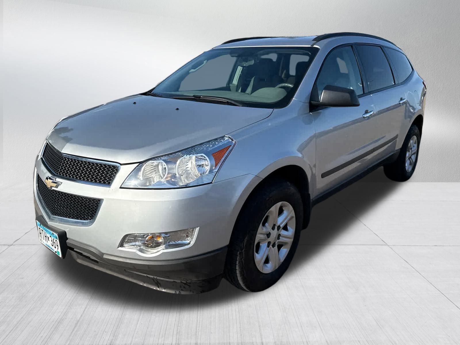 2012 Chevrolet Traverse LS photo 3