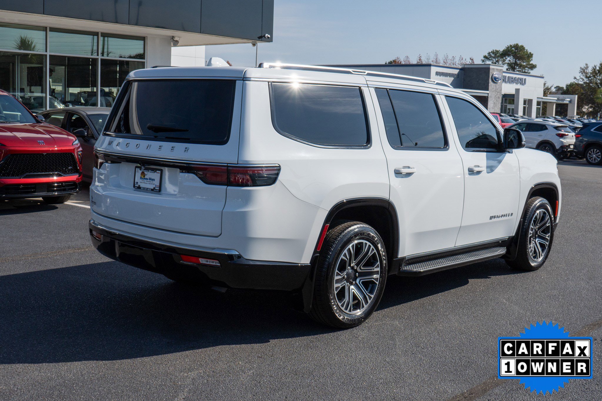 2023 Jeep Wagoneer Base photo 3